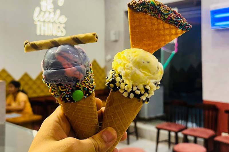 Ice Cream Parlour